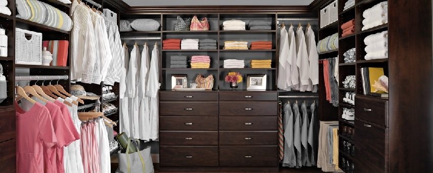 10 important questions to ask before selecting a wardrobe